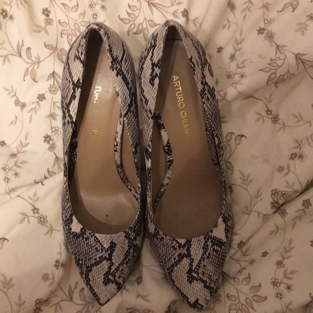 Arturo Chiang Snakeskin Heels